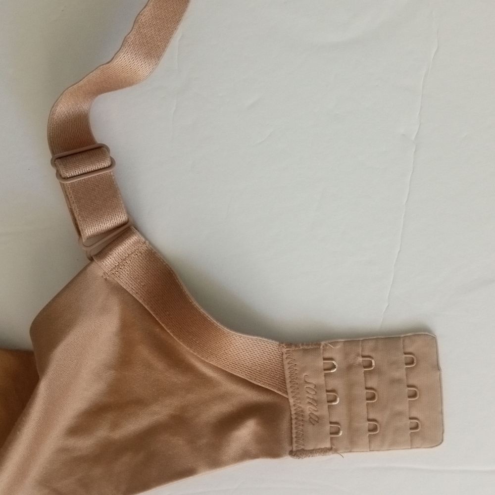 SOMA Enhancing Shape Full Coverage Bra | 34 DD - Picture 6 of 8